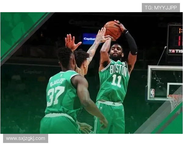 奇才与骑士激战正酣 双方展现精彩对攻和关键时刻的反击表现 奇才与骑士激战正酣 双方展现精彩对攻和关键时刻的反击表现